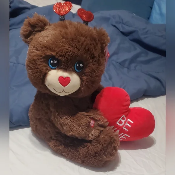 Cutest & Softest Stuffed Teddy Bear, Lites-Up & Sings "I Got You Babe"!! New!! - Picture 1 of 11